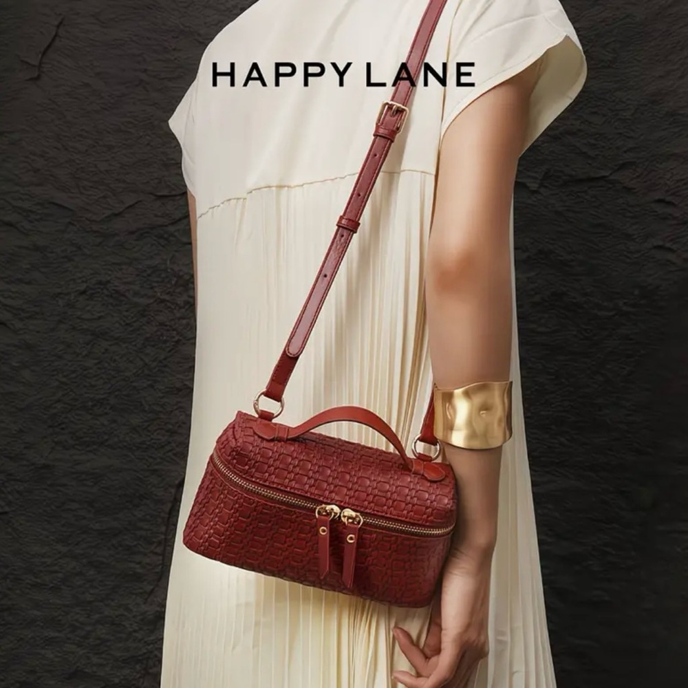 Happy Lane Burgundy Woven Box Bag Top Handle Crossbody NIP - Picture 3 of 13